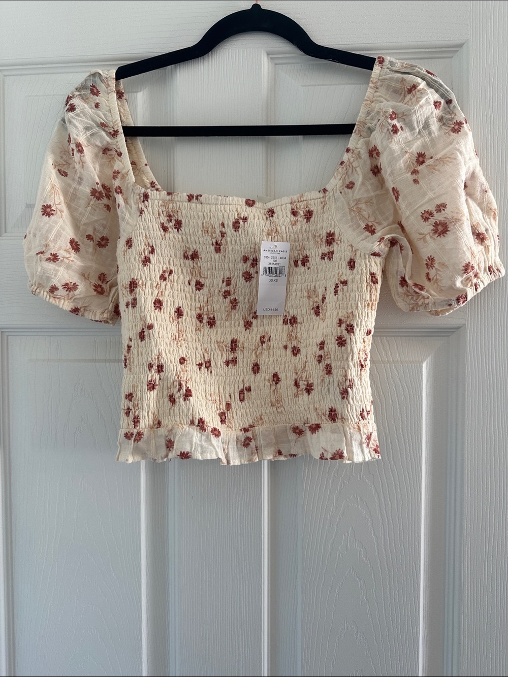 American Eagle Outfitters Cream Crop Top with Rust Floral